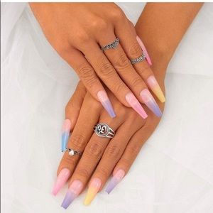 Nails press on